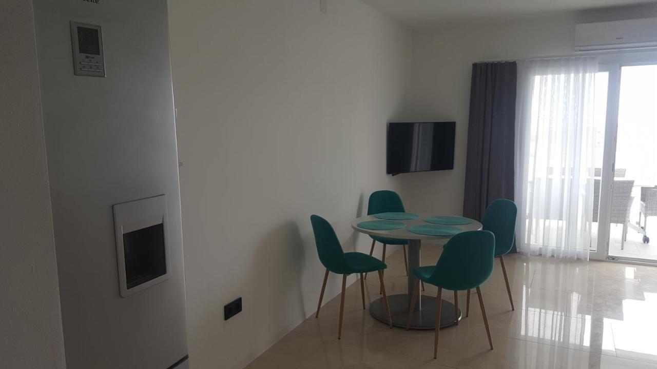Appartement Mayana à Cesarica Extérieur photo