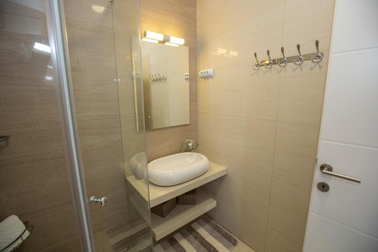 Appartement Mayana à Cesarica Extérieur photo