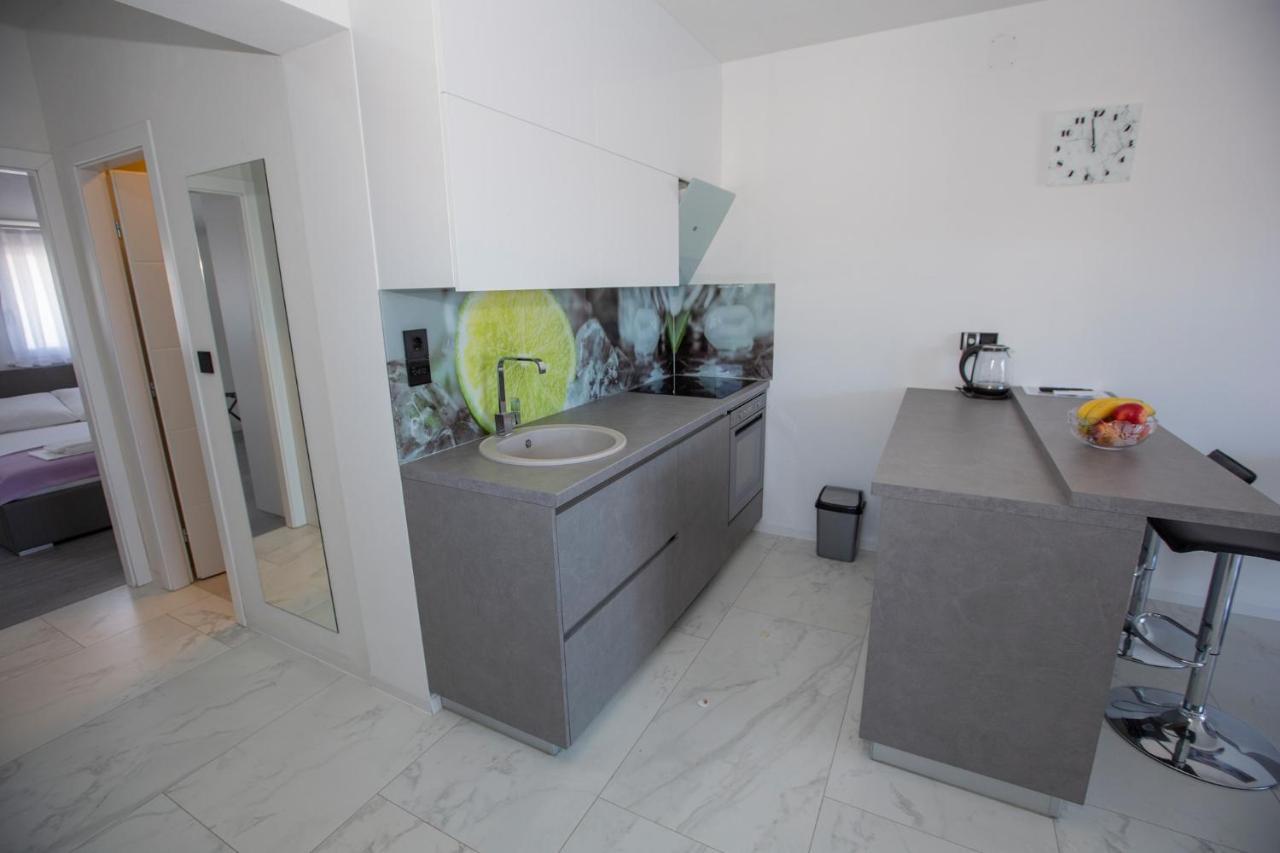 Appartement Mayana à Cesarica Extérieur photo