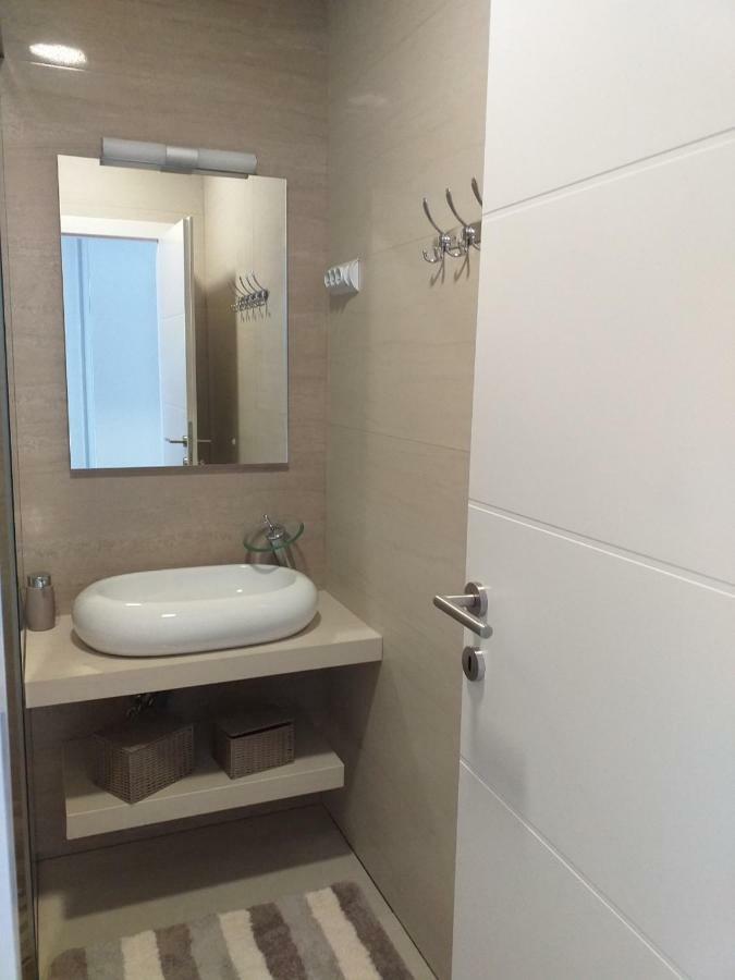 Appartement Mayana à Cesarica Extérieur photo